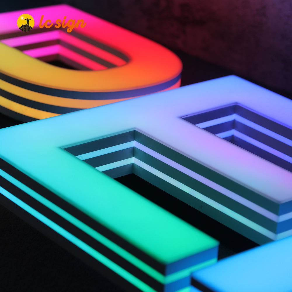 Panneau d'affichage 3D à LED en couleur avec lettres et chiffres (lettres et chiffres disponibles)