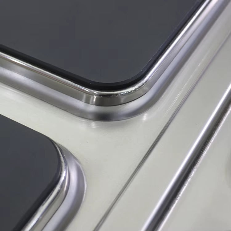 Cuisinière électrique 4 feux avec four 800 x 900 x (850 + 120) mm XKE-DBJ-900-4F 