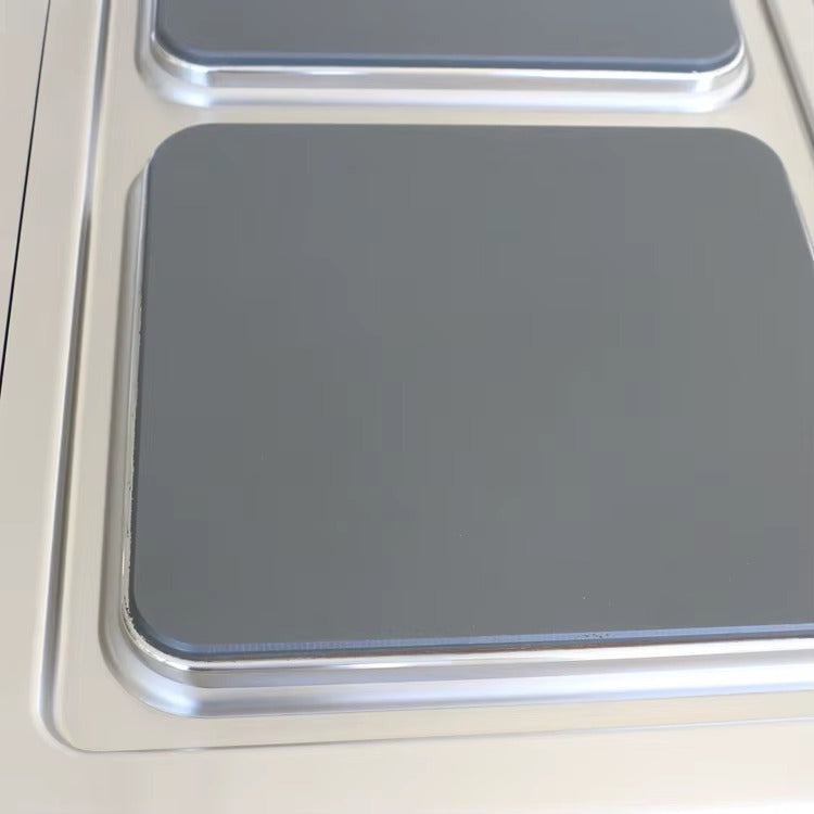 Cuisinière électrique 4 feux avec four 800 x 900 x (850 + 120) mm XKE-DBJ-900-4F 